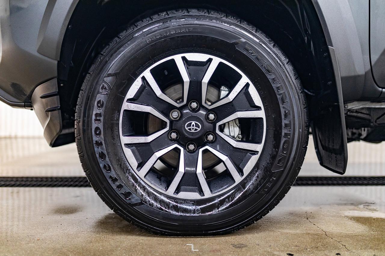 2023 Toyota Tacoma 4x4 Double Cab TRD Sport Leather Roof Nav Red Deer AB