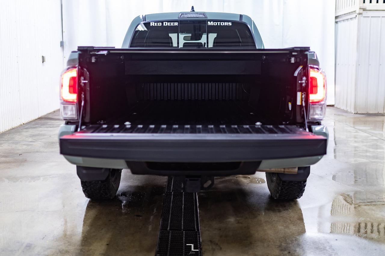 2023 Toyota Tacoma 4x4 Double Cab TRD Sport Premium Leather Roof Nav Red Deer AB