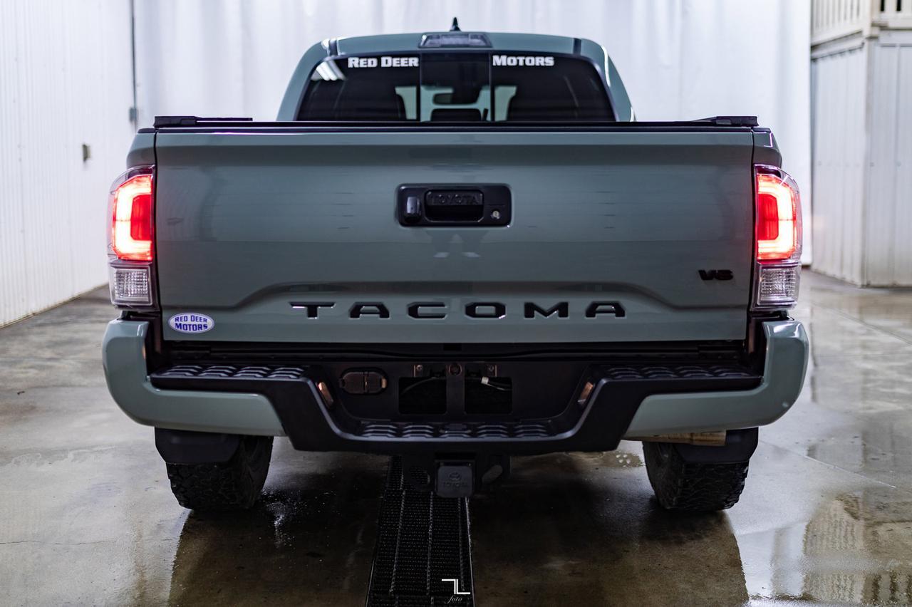 2023 Toyota Tacoma 4x4 Double Cab TRD Sport Premium Leather Roof Nav Red Deer AB