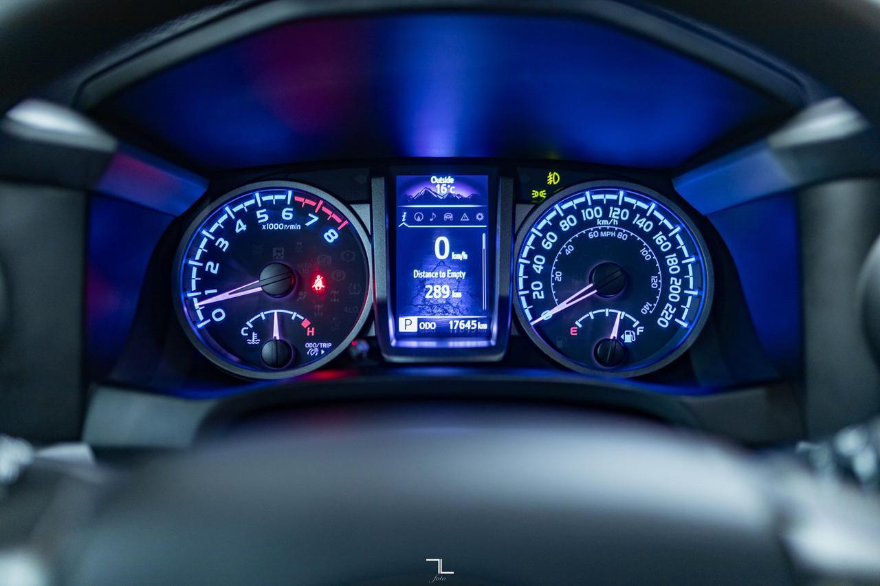 2023 Toyota Tacoma 4x4 Double Cab TRD Sport Premium Leather Roof Nav Red Deer AB