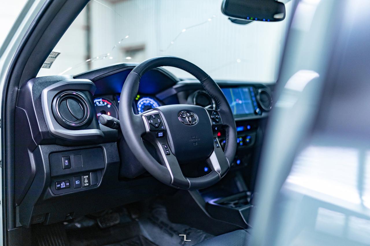 2023 Toyota Tacoma 4x4 Double Cab TRD Sport Premium Leather Roof Nav Red Deer AB