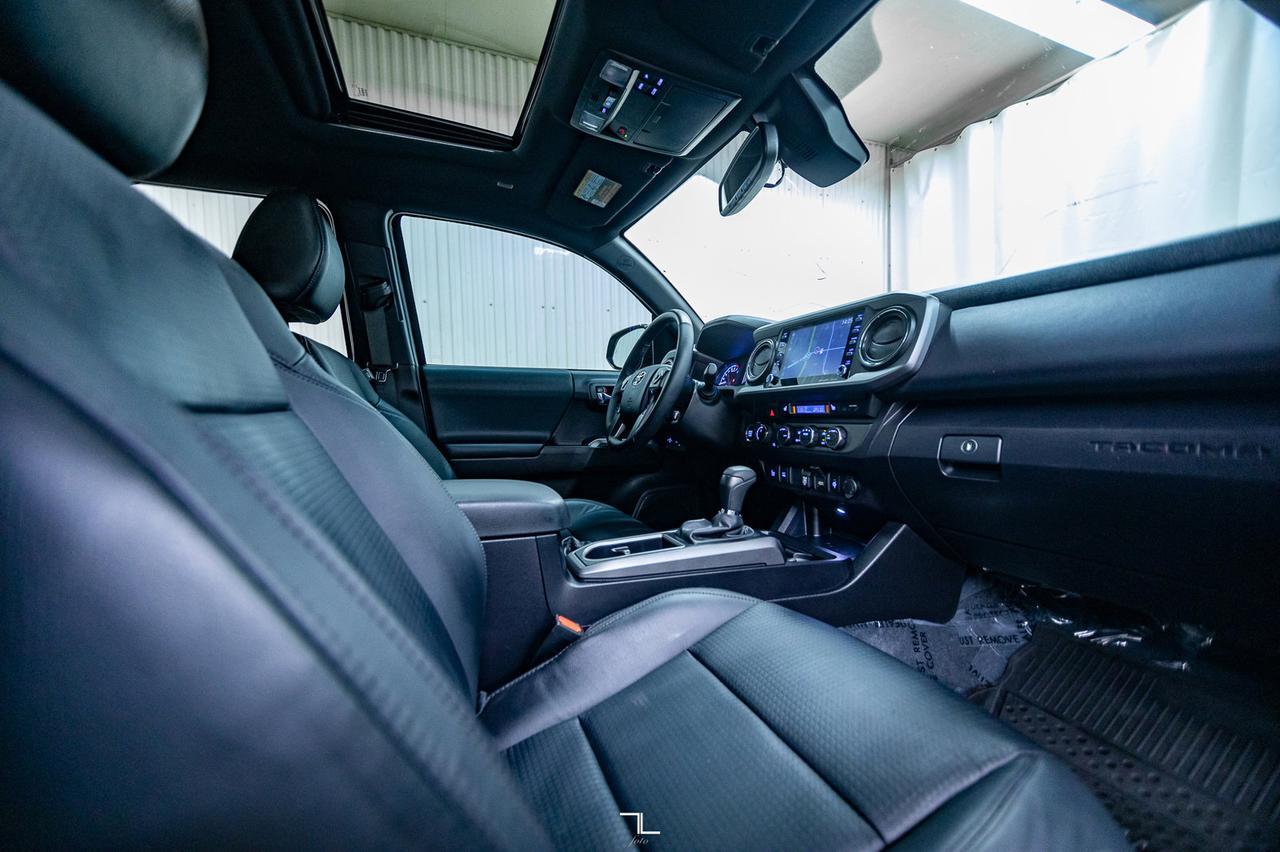 2023 Toyota Tacoma 4x4 Double Cab TRD Sport Premium Leather Roof Nav Red Deer AB