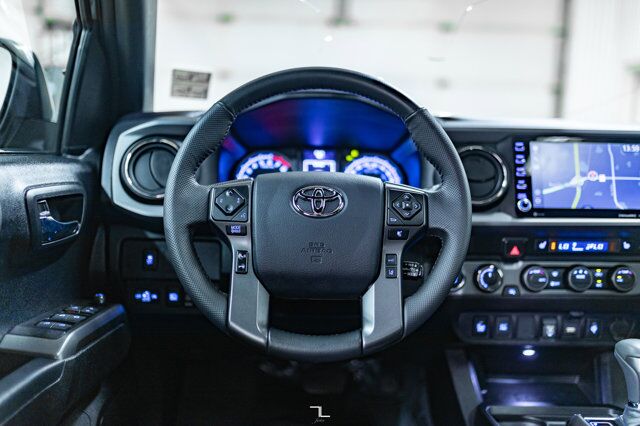 2023 Toyota Tacoma 4x4 Double Cab TRD Sport Premium Leather Roof Nav Red Deer AB