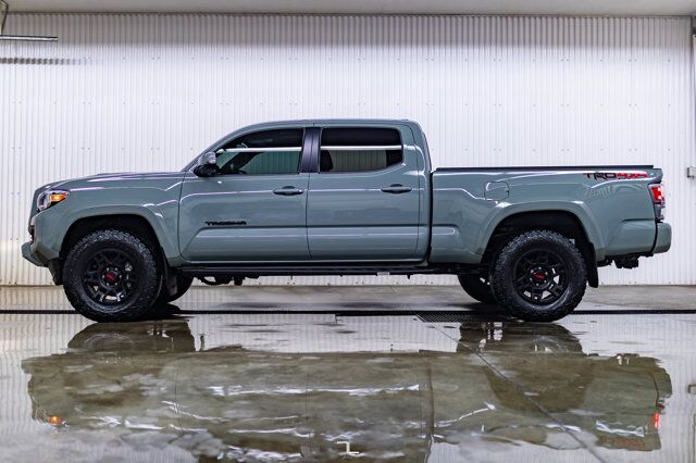 2023 Toyota Tacoma 4x4 Double Cab TRD Sport Premium Leather Roof Nav Red Deer AB