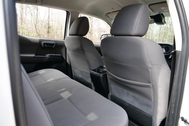 2023 Toyota Tacoma SR 4X4 / Adaptive Cruise / CarPlay / V6! High Point NC