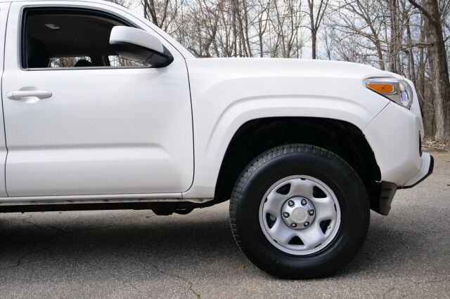 2023 Toyota Tacoma SR 4X4 / Adaptive Cruise / CarPlay / V6! High Point NC