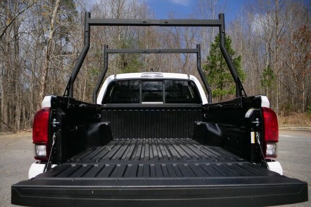 2023 Toyota Tacoma SR 4X4 / Adaptive Cruise / CarPlay / V6! High Point NC