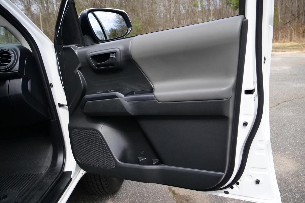 2023 Toyota Tacoma SR 4X4 / Adaptive Cruise / CarPlay / V6! Lincolnton NC