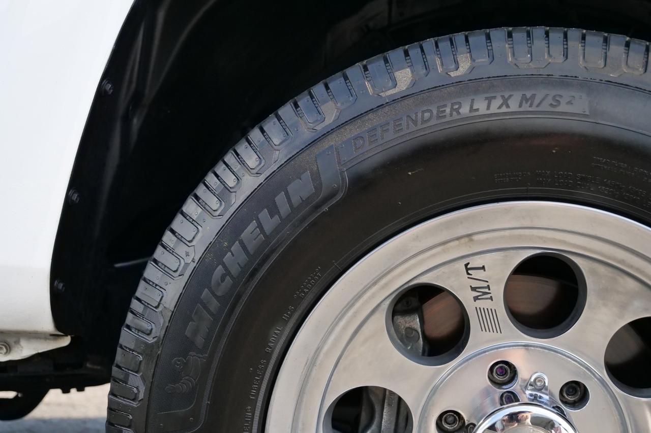 2023 Toyota Tacoma SR 4X4 / Adaptive Cruise / V6 / Wheels & Tires Upgrade! Lincolnton NC