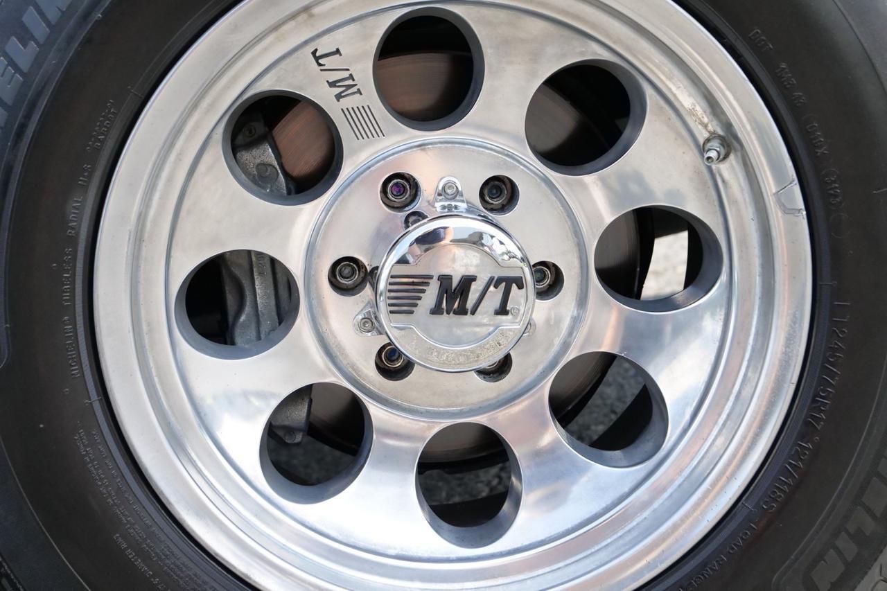2023 Toyota Tacoma SR 4X4 / Adaptive Cruise / V6 / Wheels & Tires Upgrade! Lincolnton NC