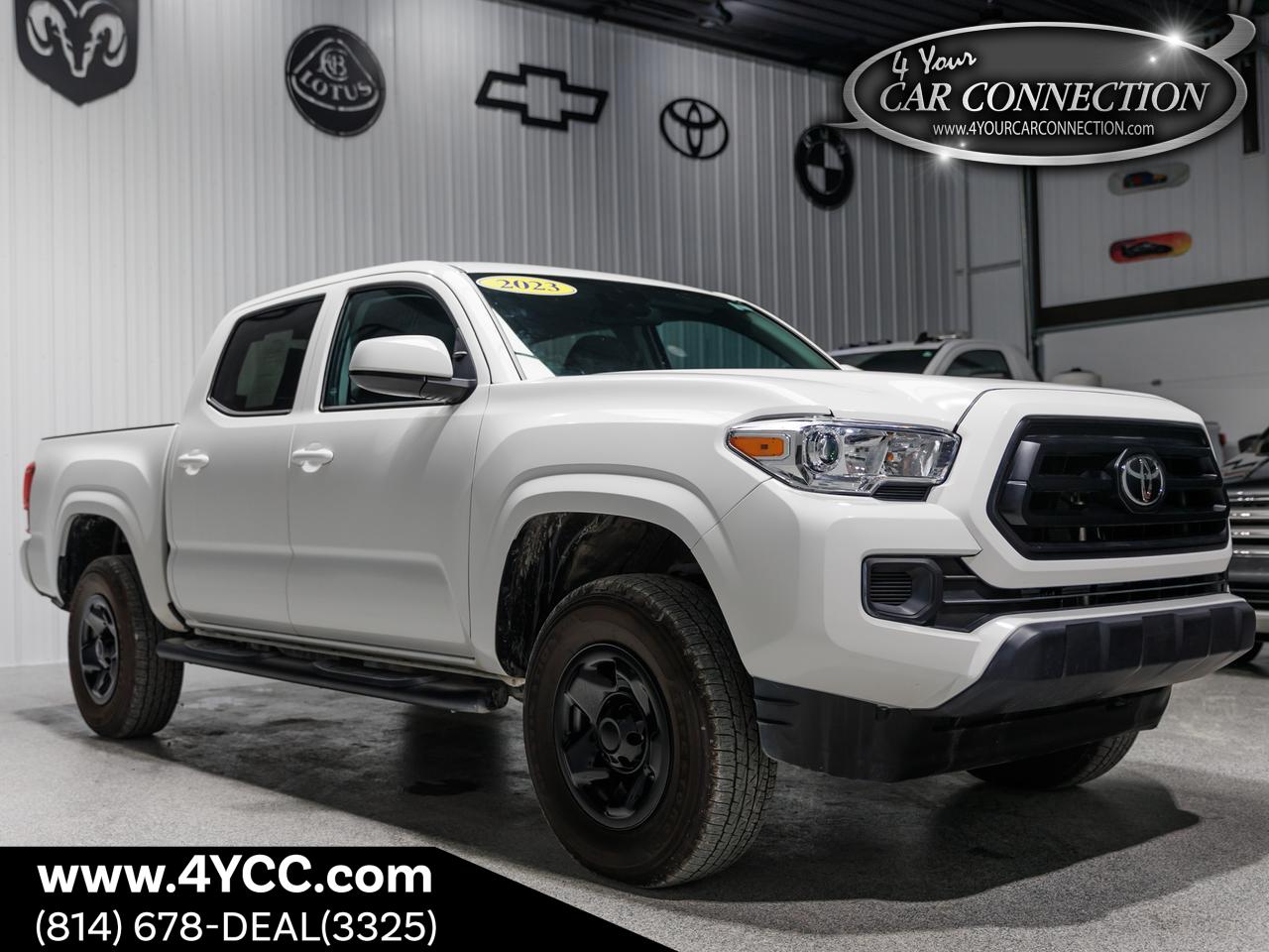 2023 Toyota Tacoma SR Crew Cab 4WD