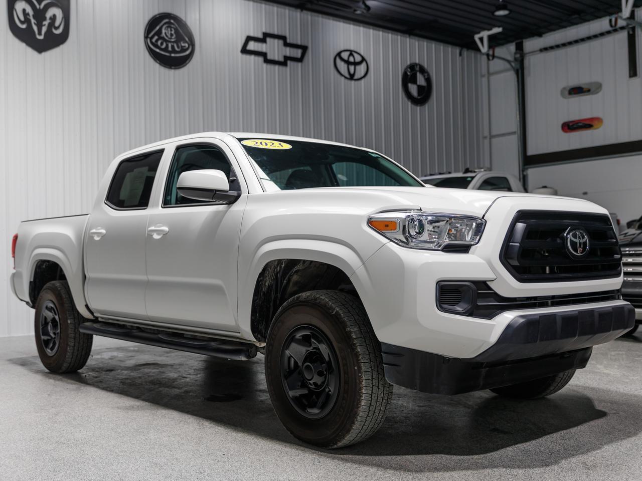 2023 Toyota Tacoma SR Crew Cab 4WD
