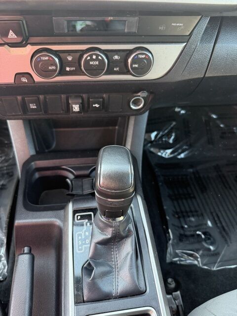 2023 Toyota Tacoma SR5  TX