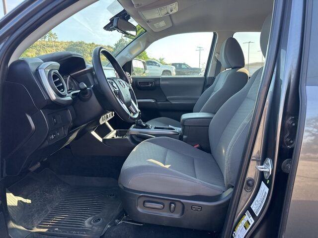 2023 Toyota Tacoma SR5  TX