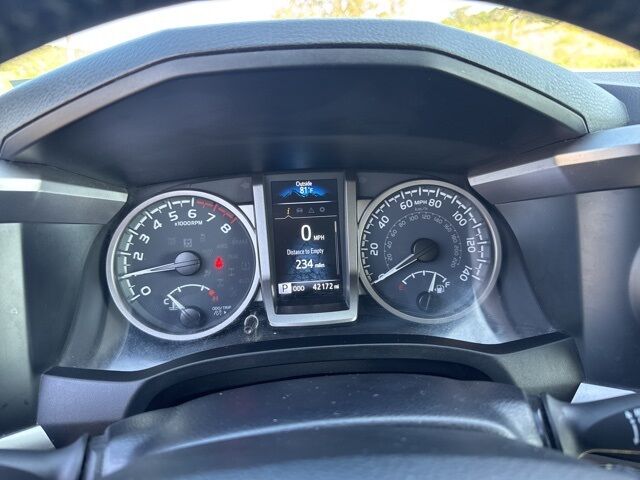 2023 Toyota Tacoma SR5  TX
