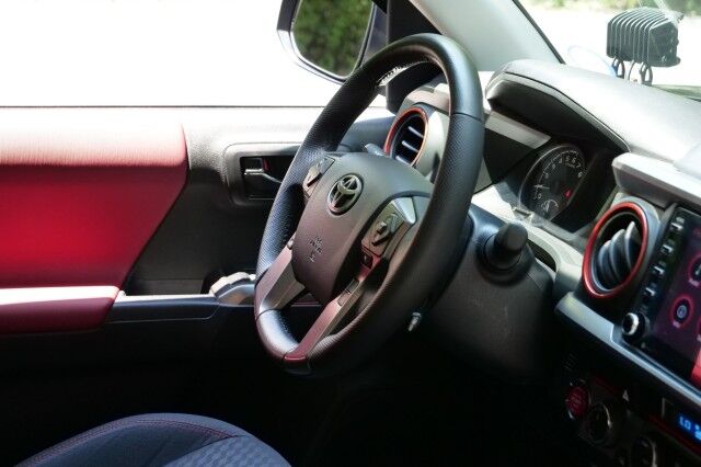 2023 Toyota Tacoma SR5 4x4 / UPGRADES / Adaptive Cruise! High Point NC