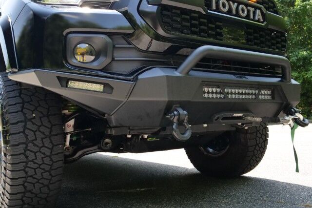 2023 Toyota Tacoma SR5 4x4 / UPGRADES / Adaptive Cruise! High Point NC