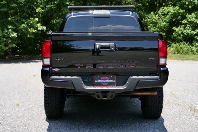 2023 Toyota Tacoma SR5 4x4 / UPGRADES / Adaptive Cruise! High Point NC