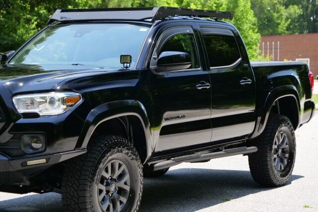 2023 Toyota Tacoma SR5 4x4 / UPGRADES / Adaptive Cruise! High Point NC