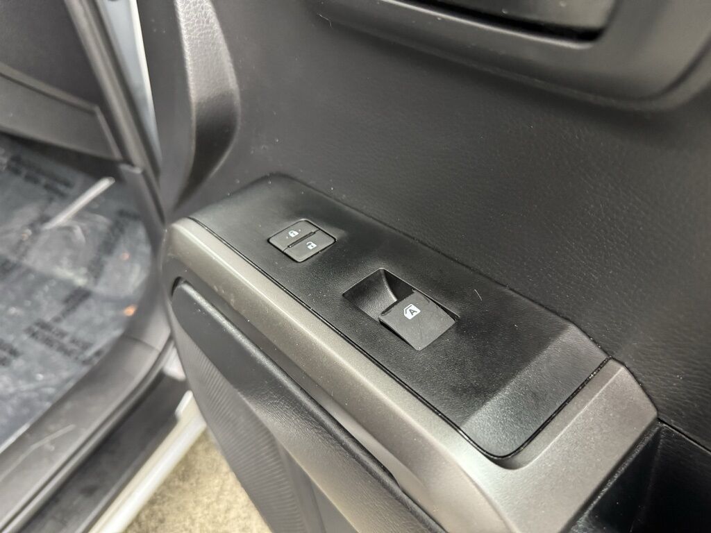 2023 Toyota Tacoma SR5 Highlands Ranch CO