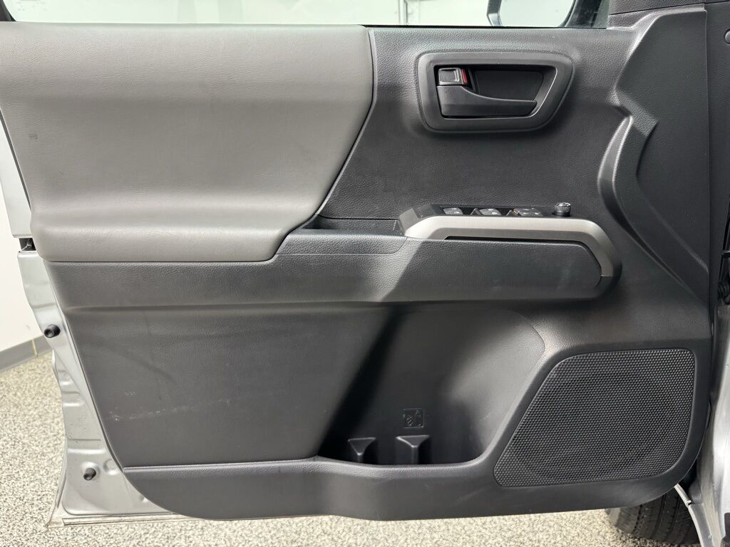 2023 Toyota Tacoma SR5 Highlands Ranch CO