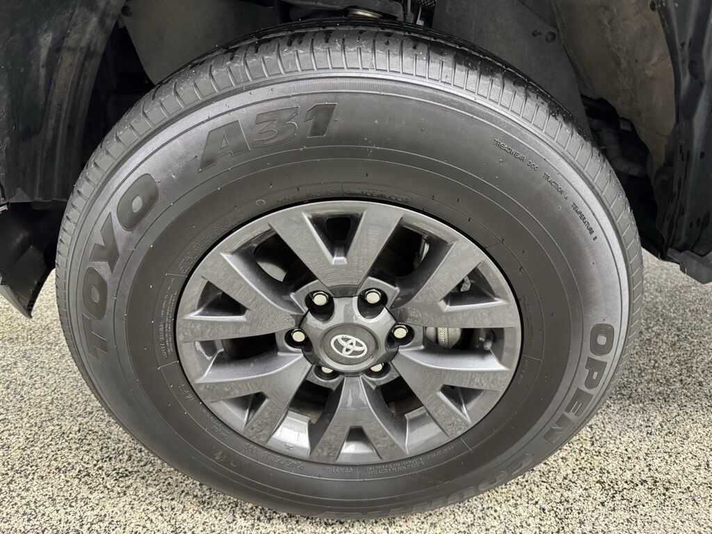 2023 Toyota Tacoma SR5 Highlands Ranch CO