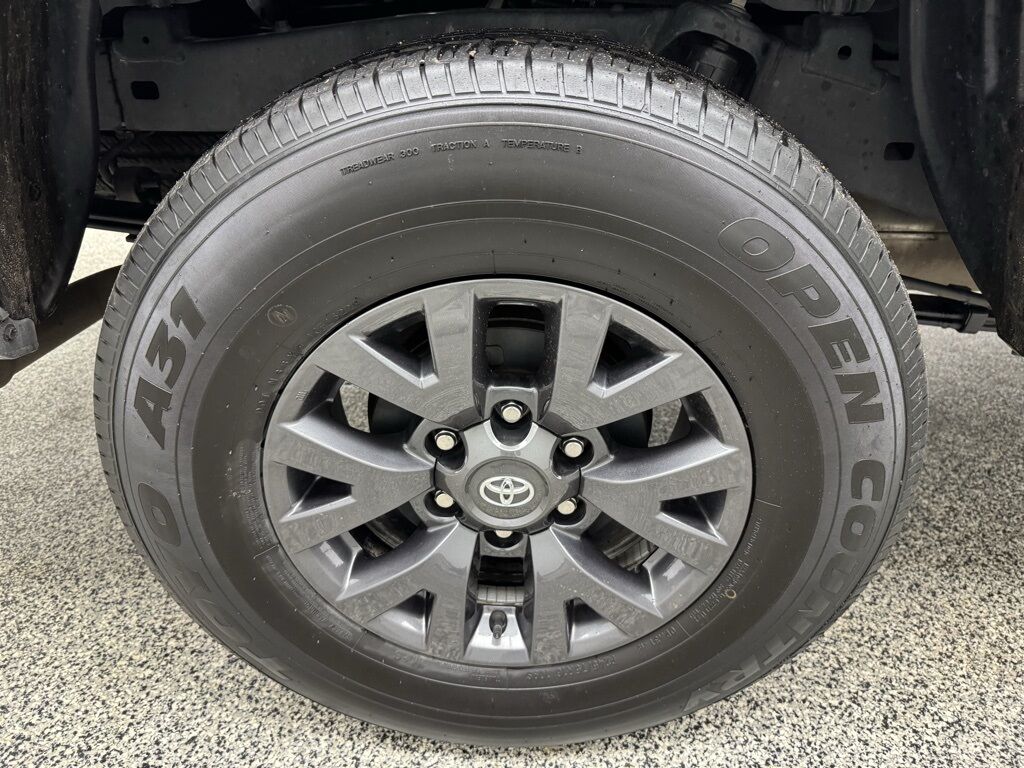 2023 Toyota Tacoma SR5 Highlands Ranch CO