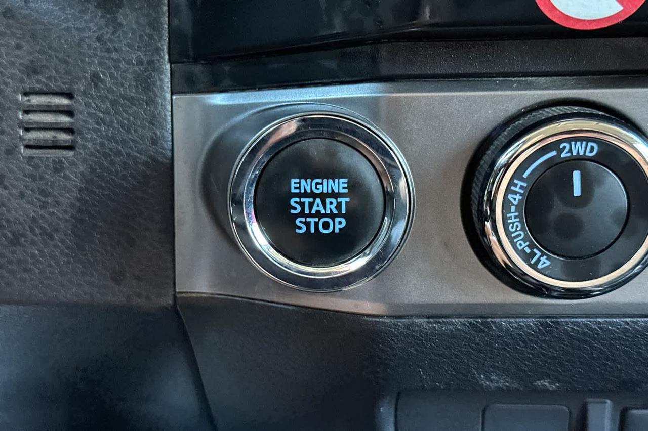 2023 Toyota Tacoma SR5 Roseville CA