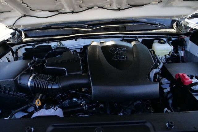 2023 Toyota Tacoma TRD Off Road 4X4 / Sunroof / Tonneau Cover! High Point NC