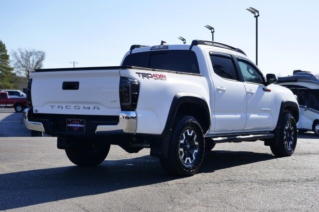 2023 Toyota Tacoma TRD Off Road 4X4 / Sunroof / Tonneau Cover! High Point NC