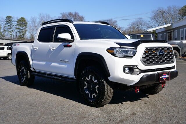 2023 Toyota Tacoma TRD Off Road 4X4 / Sunroof / Tonneau Cover! High Point NC