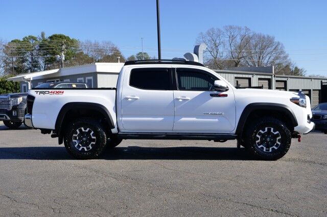 2023 Toyota Tacoma TRD Off Road 4X4 / Sunroof / Tonneau Cover! High Point NC