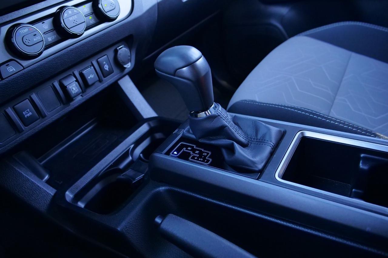 2023 Toyota Tacoma TRD Off Road 4X4 / Sunroof / Tonneau Cover! Lincolnton NC