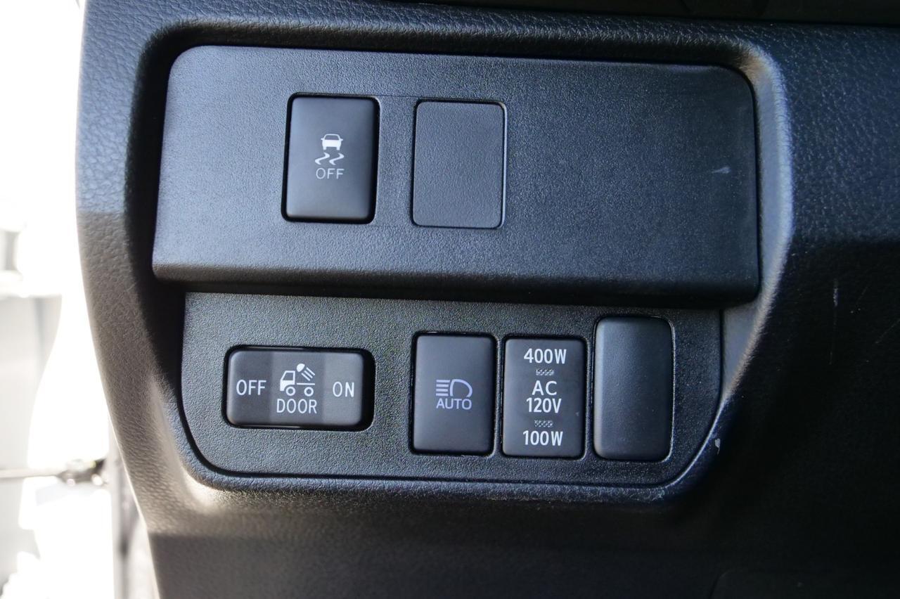 2023 Toyota Tacoma TRD Off Road 4X4 / Sunroof / Tonneau Cover! Lincolnton NC