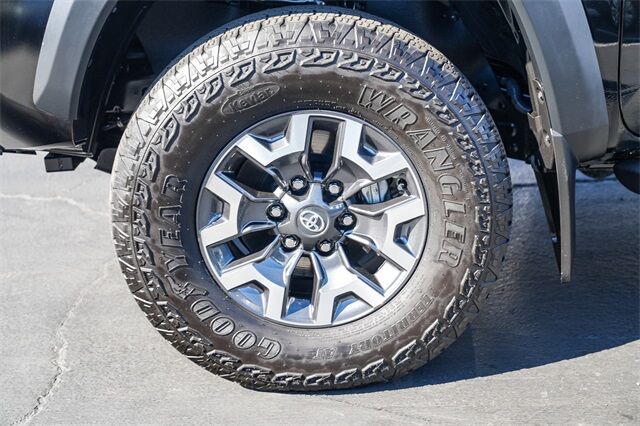 2023 Toyota Tacoma TRD Off-Road Huntington Beach CA
