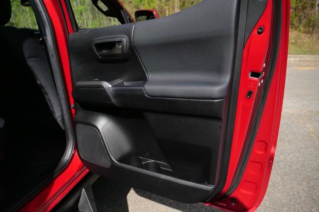 2023 Toyota Tacoma TRD Sport 4X4 / Wheels & Tires Upgrade / V6! High Point NC