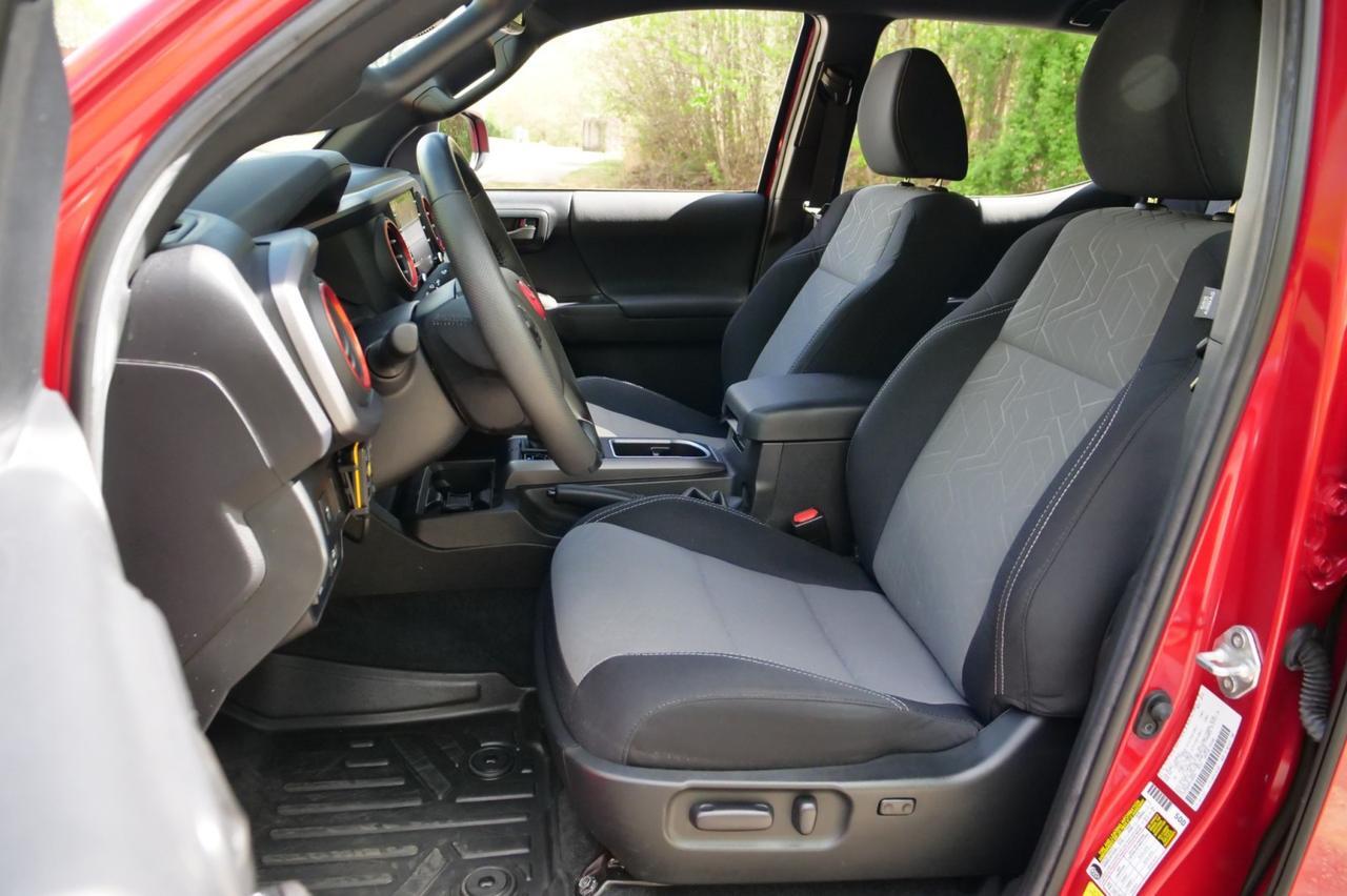 2023 Toyota Tacoma TRD Sport 4X4 / Wheels & Tires Upgrade / V6! Lincolnton NC