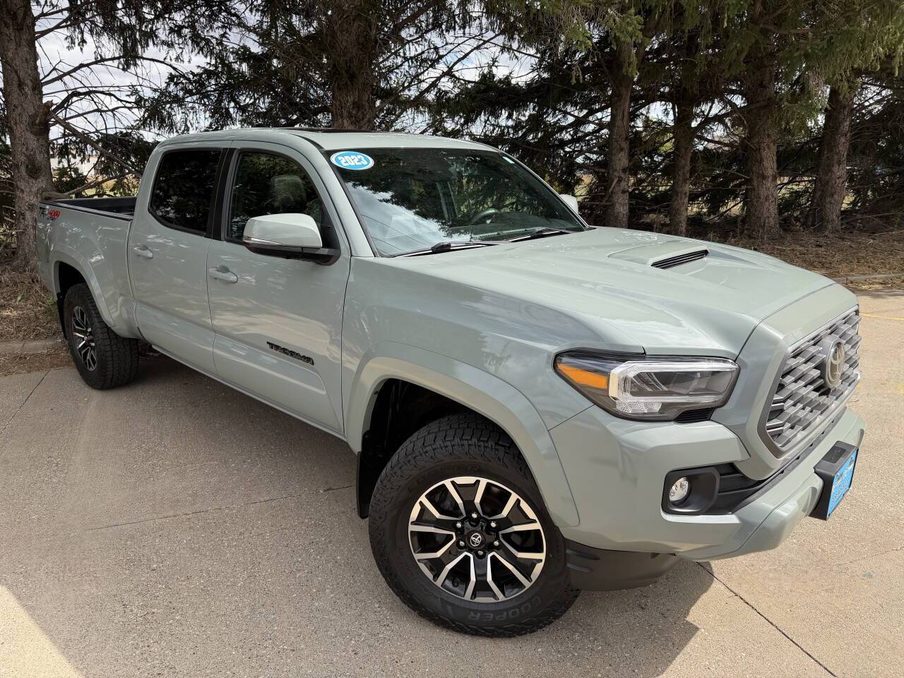 2023 Toyota Tacoma TRD Sport 4x4 4dr Double Cab 6.1 ft LB Eldridge IA