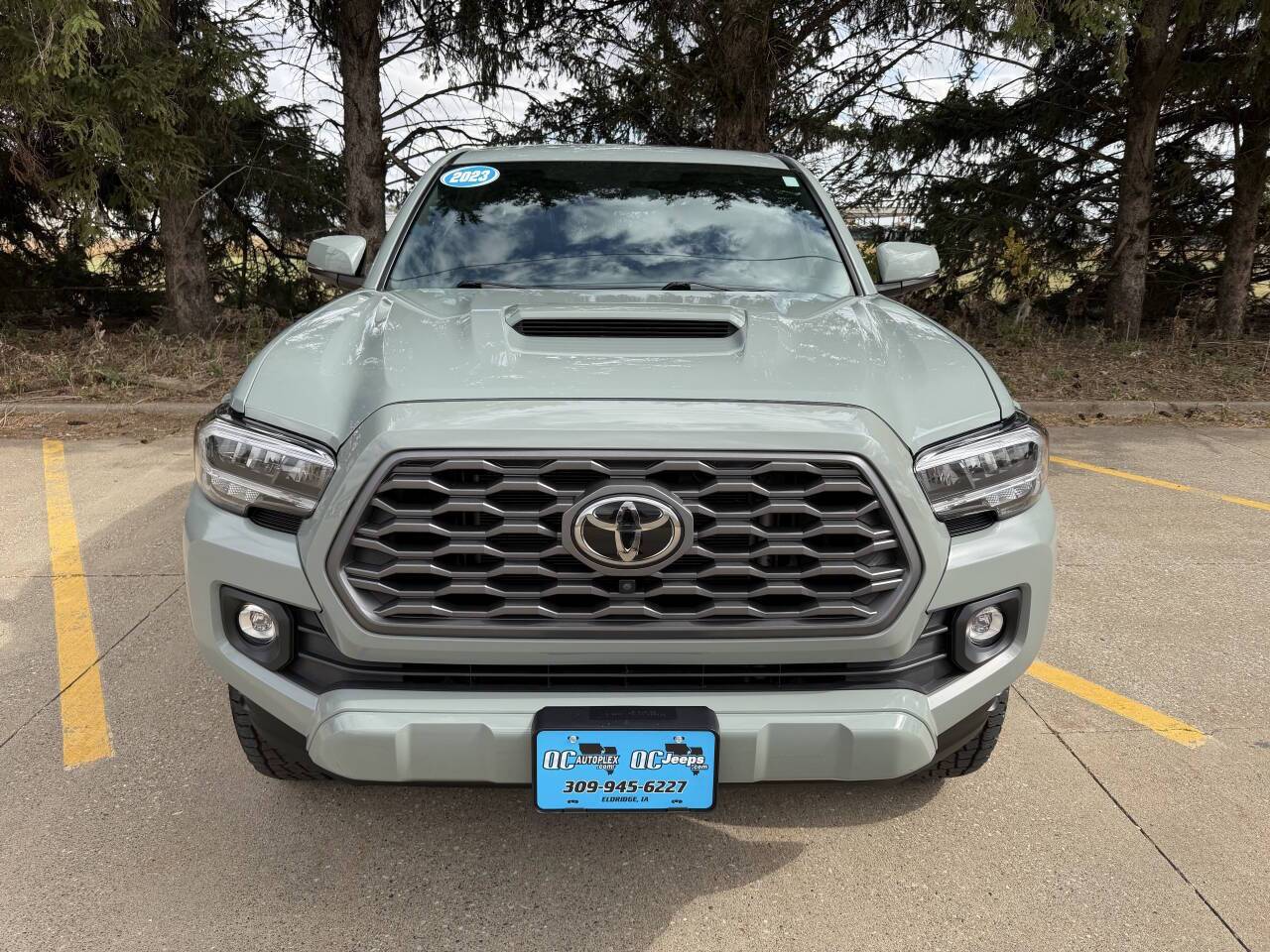 2023 Toyota Tacoma TRD Sport 4x4 4dr Double Cab 6.1 ft LB Eldridge IA