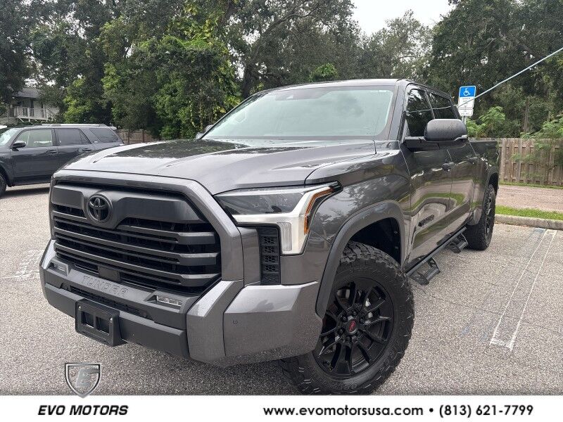 2023 Toyota Tundra 2WD SR5 CREW CAB w/CONVENIENCE PKG. TRD WHEELS. Seffner FL
