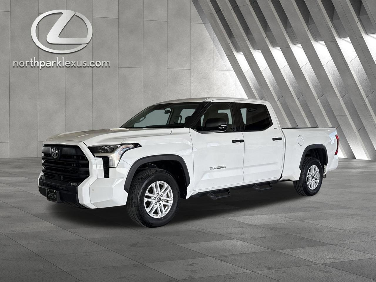 2023 Toyota Tundra 2WD SR5