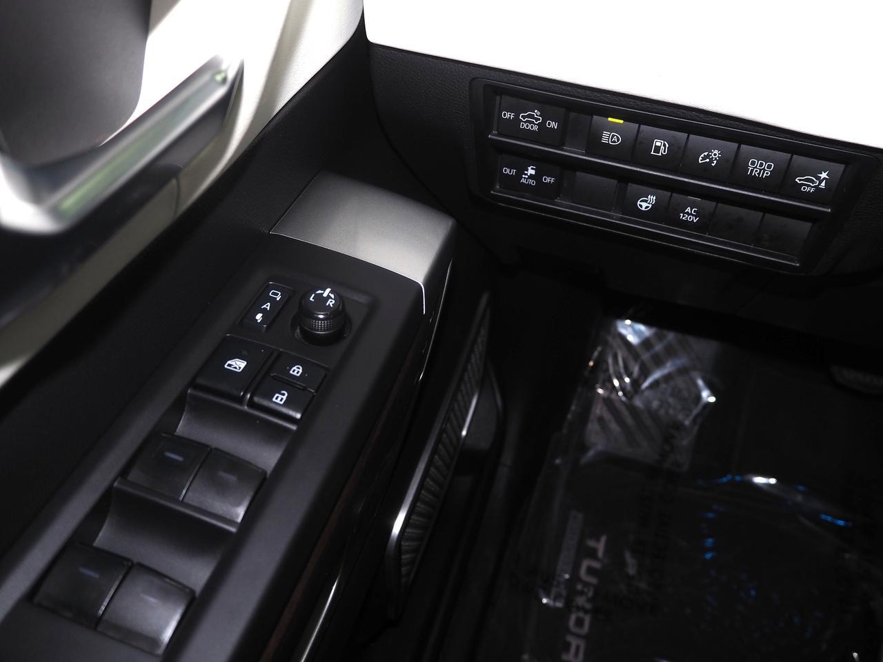 2023 Toyota Tundra 4WD Capstone Hybrid New Braunfels TX