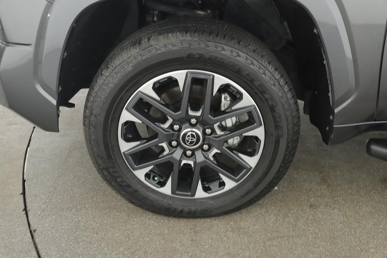 2023 Toyota Tundra 4WD Limited Hybrid New Braunfels TX