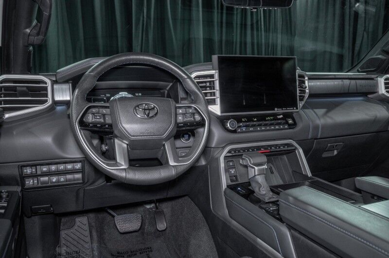 2023 Toyota Tundra 4WD Platinum CrewMax 5.5' Bed (Natl) Pickup Truck Peoria AZ