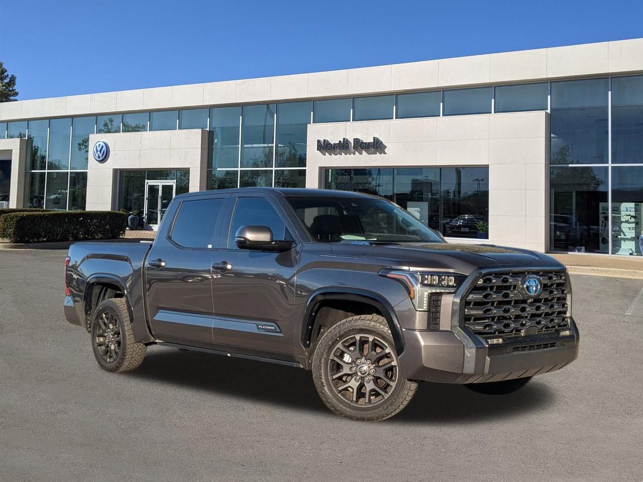 2023 Toyota Tundra 4WD Platinum Hybrid