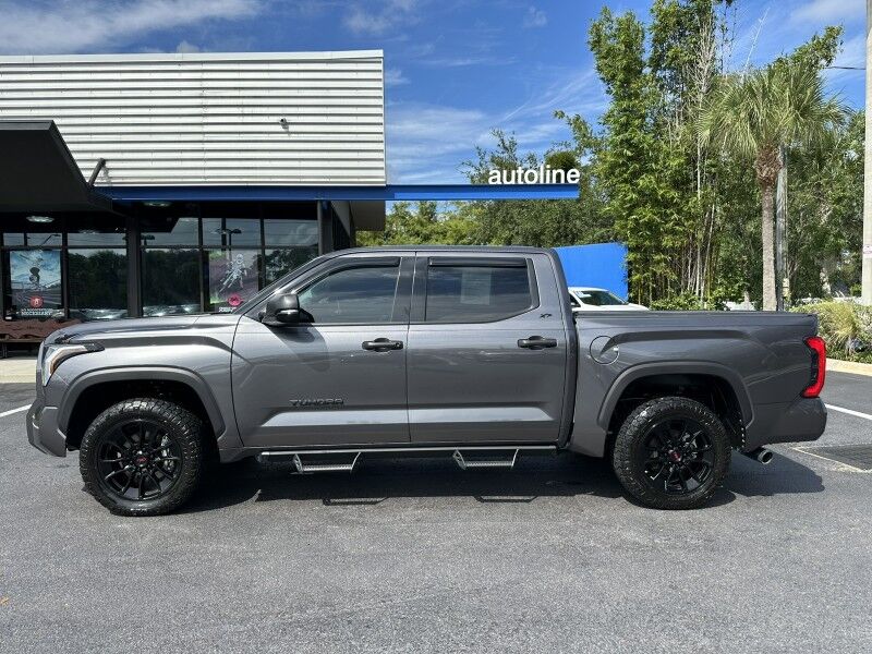 2023 Toyota Tundra 4WD SR5