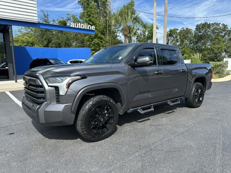 2023 Toyota Tundra 4WD SR5