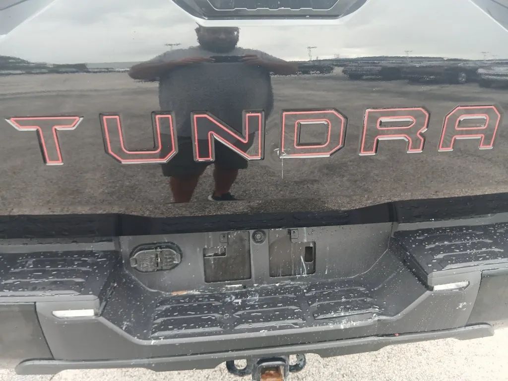 2023 Toyota Tundra CrewMax SR5 photo 13