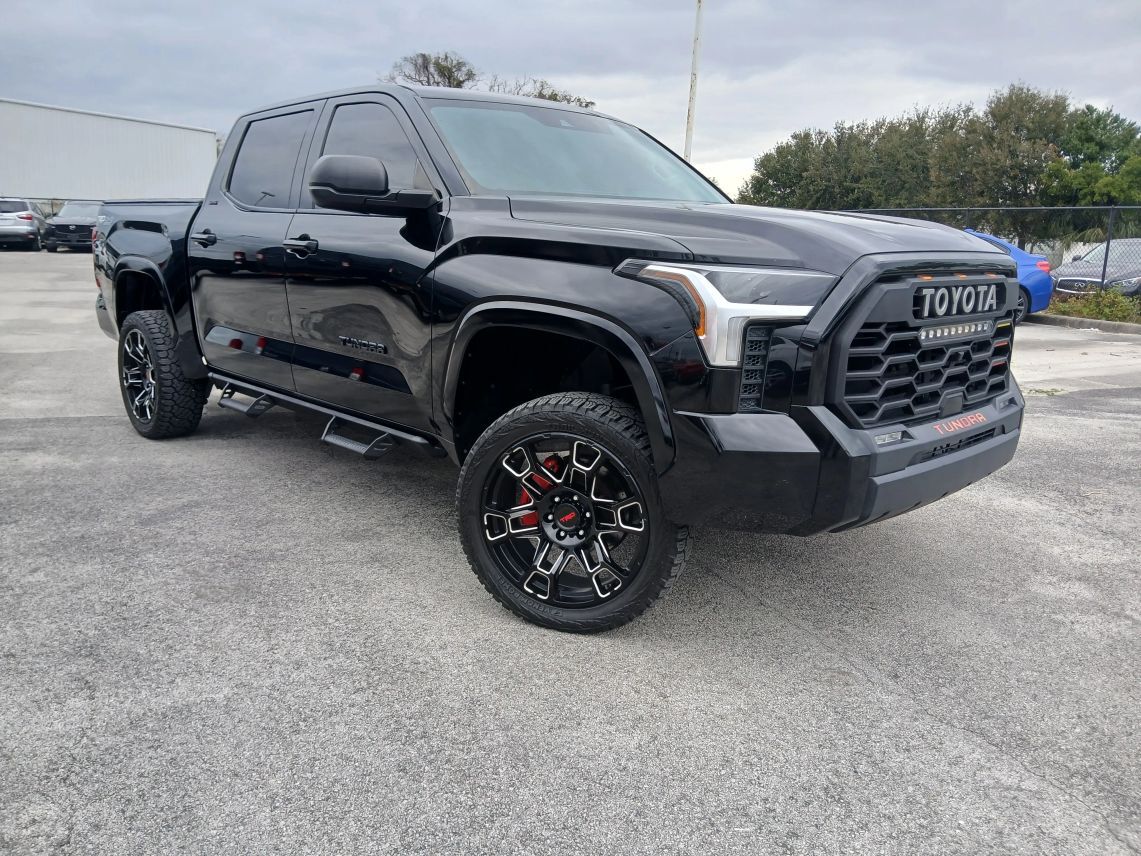 2023 Toyota Tundra CrewMax SR5 Pickup 4D 5 1/2 ft