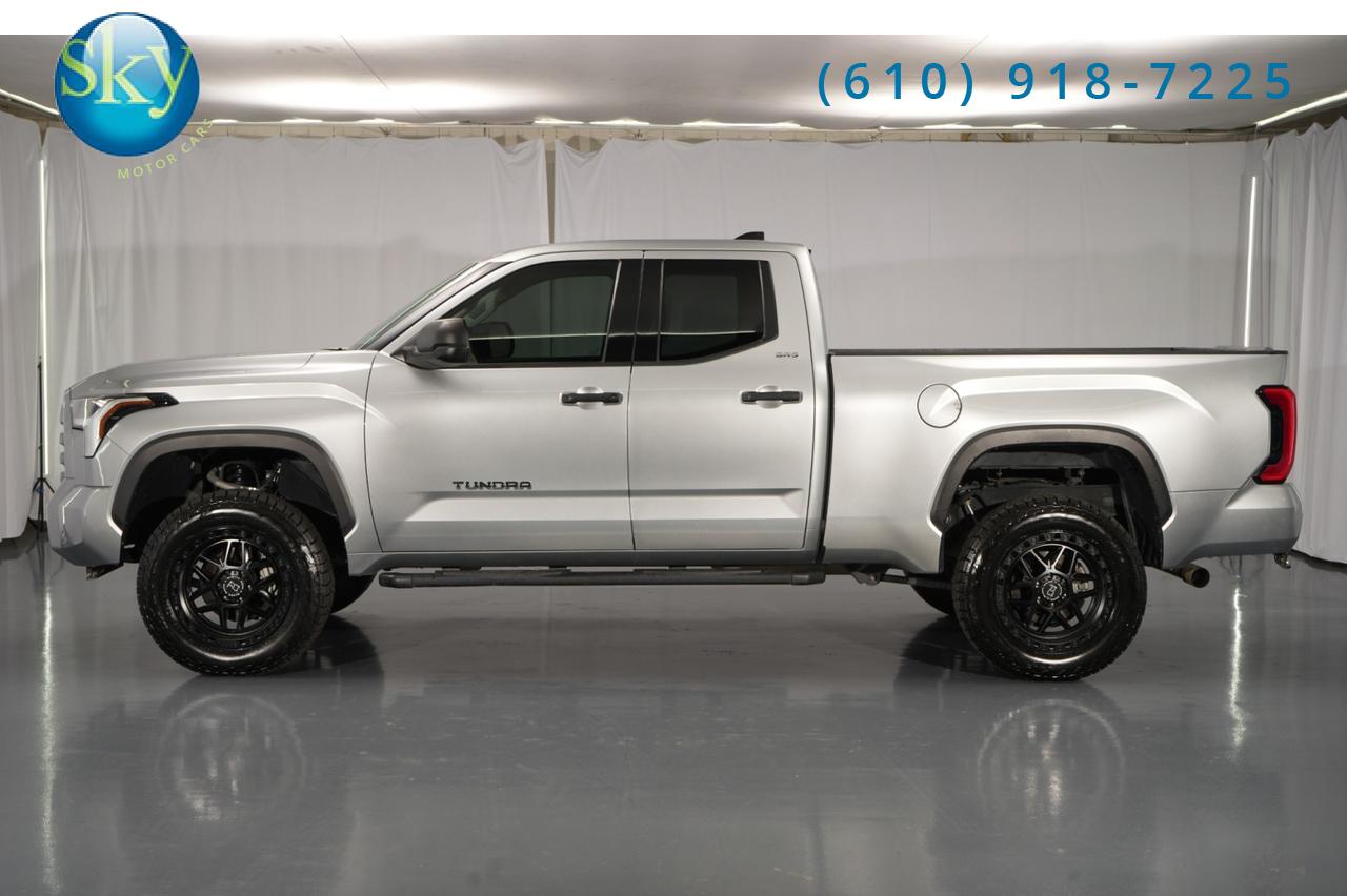2023 Toyota Tundra Double Cab 4WD SR5 LIFTED